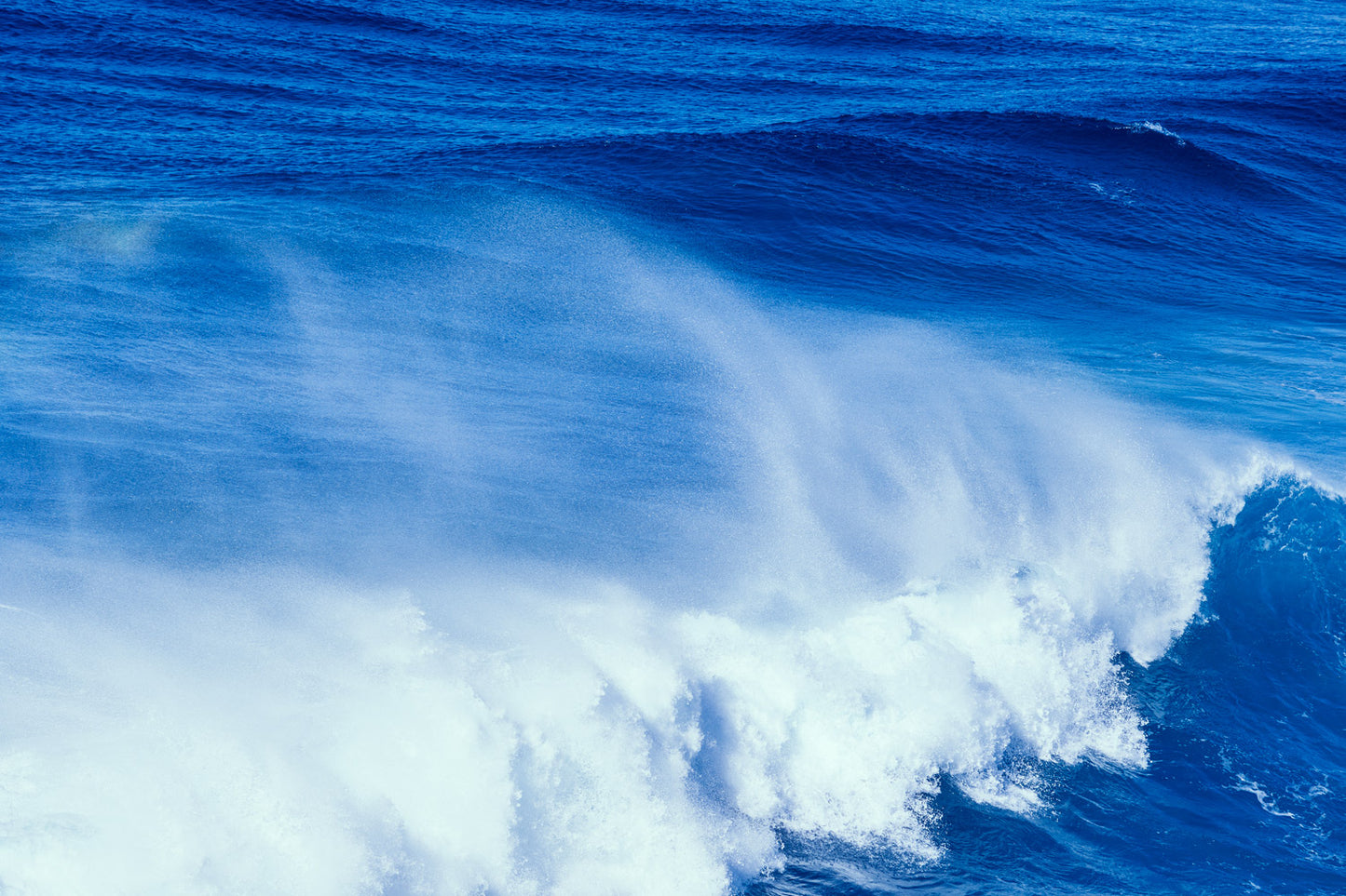 Blue Ocean Wave